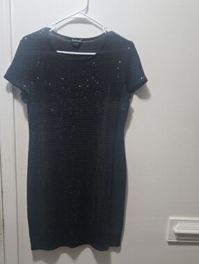 bebe Black Short Sleeve Sequin Shift Dress